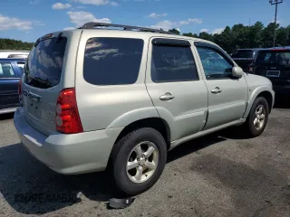 2005 Mazda Tribute i with VIN 4F2YZ92Z55KM53695, listed as a Copart auction lot 61494224 with 144,911 mi miles and Salvage Title. Bid and sale history available at carsss.com. Image 3.