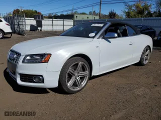 2012 Audi S5 Premium Plus with VIN WAUCGAFH7CN001601, listed as a Copart auction lot 75477544 with 57,245 mi miles and Salvage Title. Bid and sale history available at carsss.com. Image 1.