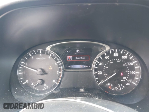 2016 Nissan Pathfinder SV with VIN 5N1AR2MN9GC629224, listed as a IAAI auction lot 42069279 with 172,227 mi miles. Bid and sale history available at carsss.com. Image 7.