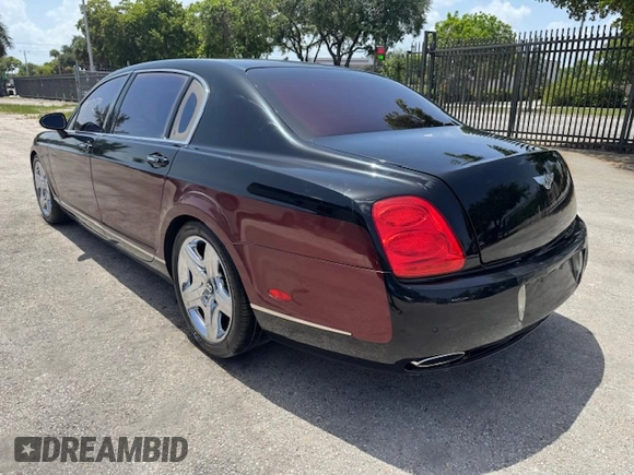 2006 Bentley Flying Spur z VIN SCBBR53W96C031785, wystawiony jako Copart lot #61819345 z przebiegiem 58 606 mil mil oraz Szkoda całkowita • Salvage title. Historia ofert i sprzedaży dostępna na DreamBid. Obrazek 2.