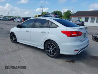 2016 Ford Focus SE with VIN 1FADP3F2XGL356462, listed as a IAAI auction lot 41941656 with 85,904 mi miles. Bid and sale history available at carsss.com. Image 3.