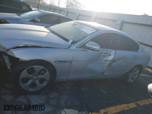 2018 Jaguar XE with VIN SAJAR4FN0JCP33509, listed as a IAAI auction lot 41105100 with 74,603 mi miles and . Bid and sale history available at DreamBid. Image 14.