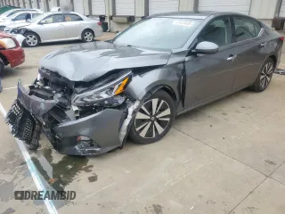 2019 Nissan Altima SL with VIN 1N4BL4EV2KC243327, listed as a Copart auction lot 51425485 with 92,624 mi miles and Salvage title. Bid and sale history available at DreamBid. Image 1.
