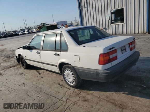 1994 Volvo 900 с VIN YV1JS8611R1172830, выставлен на аукционе Copart как лот 75955284 с пробегом 222 846 миль миль и Списание • Salvage title. История ставок и продаж доступна на DreamBid. Изображение 2.