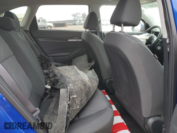 2024 Kia Seltos LX with VIN KNDEPCAA0R7647206, listed as a Copart auction lot 51058975 with 15,754 mi miles and Salvage title. Bid and sale history available at DreamBid. Image 11.