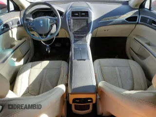 2014 Lincoln MKZ with VIN 3LN6L2GK4ER827992, listed as a Copart auction lot 83535384 with 132,067 mi miles and Salvage Title. Bid and sale history available at DreamBid. Image 8.