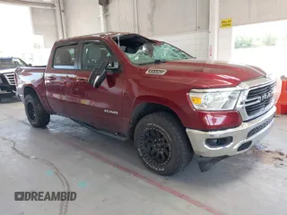 2021 Ram 1500 Lone Star z VIN 1C6SRFFT9MN676871, wystawiony jako IAAI lot #42344073 z przebiegiem 38 160 mil mil oraz . Historia ofert i sprzedaży dostępna na DreamBid. Obrazek 1.