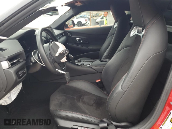 2020 Toyota Supra 3.0 z VIN WZ1DB4C06LW022733, wystawiony jako Copart lot #45703115 z przebiegiem 5 682 mil mil oraz Szkoda całkowita • Salvage title. Historia ofert i sprzedaży dostępna na DreamBid. Obrazek 7.