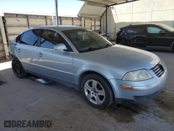 2004 Volkswagen Passat GLS z VIN WVWPD63B24P252638, wystawiony jako Copart lot #54247995 z przebiegiem 77 786 mil mil oraz Szkoda całkowita • Salvage title. Historia ofert i sprzedaży dostępna na DreamBid. Obrazek 4.