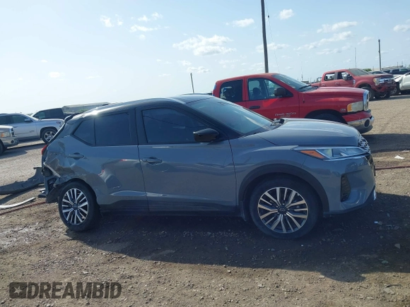 2024 Nissan Kicks SV with VIN 3N1CP5CV7RL484703, listed as a IAAI auction lot 41815971 with 20,961 mi miles. Bid and sale history available at carsss.com. Image 14.