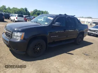 2011 Chevrolet Avalanche LS with VIN 3GNTKEE30BG297588, listed as a Copart auction lot 62539585 with 89,291 mi miles and Salvage title. Bid and sale history available at DreamBid. Image 1.