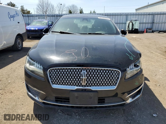 2017 Lincoln MKZ Reserve z VIN 3LN6L5F91HR601851, wystawiony jako Copart lot #54720405 z przebiegiem Nie podano mil oraz Czysty tytuł • Clean title. Historia ofert i sprzedaży dostępna na DreamBid. Obrazek 5.