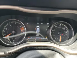 2017 Jeep Cherokee Limited with VIN 1C4PJMDBXHW569154, listed as a Copart auction lot 55126605 with 129,201 mi miles and Salvage Title. Bid and sale history available at DreamBid. Image 9.