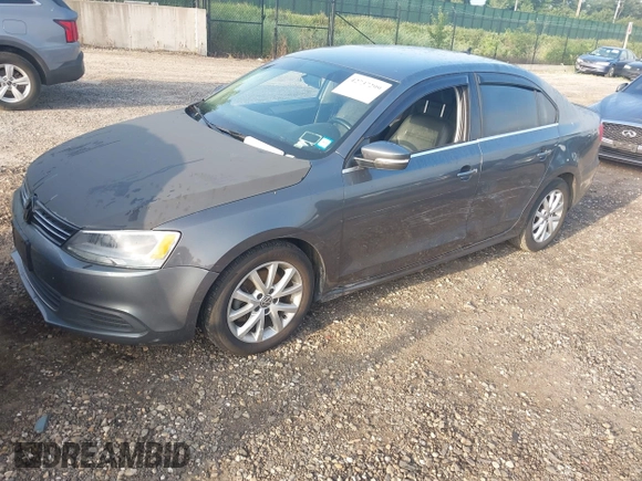 2013 Volkswagen Jetta SE с VIN 3VWDP7AJ7DM430198, выставлен на аукционе IAAI как лот 42737299 с пробегом 128 637 миль миль и . История ставок и продаж доступна на DreamBid. Изображение 2.