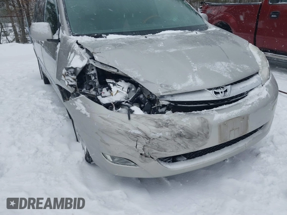 2006 Toyota Sienna XLE z VIN 5TDBA22C06S073724, wystawiony jako IAAI lot #41352571 z przebiegiem 159 240 mil mil oraz . Historia ofert i sprzedaży dostępna na DreamBid. Obrazek 6.