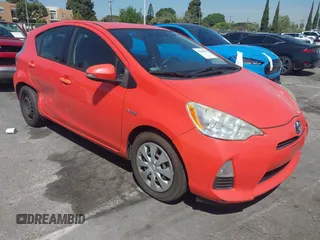 2012 Toyota Prius One z VIN JTDKDTB33C1020568, wystawiony jako IAAI lot #41988652 z przebiegiem 110 201 mil mil oraz . Historia ofert i sprzedaży dostępna na DreamBid. Obrazek 1.