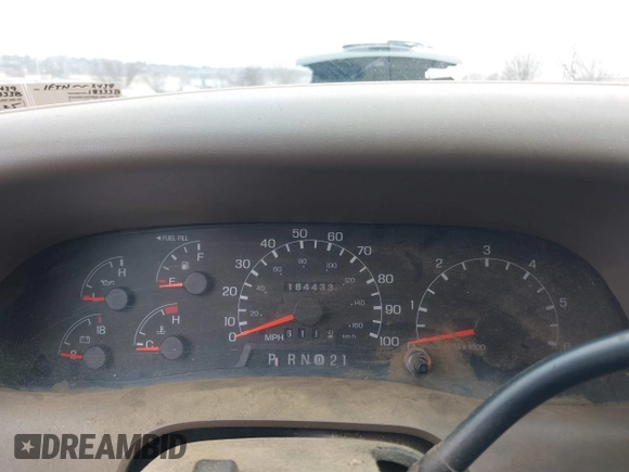 1999 Ford F-250 XL z VIN 1FTNX21L1XEE62439, wystawiony jako IAAI lot #41543558 z przebiegiem 184 437 mil mil oraz . Historia ofert i sprzedaży dostępna na DreamBid. Obrazek 7.