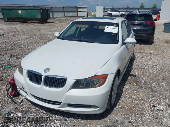 2006 BMW 3 Series 330i with VIN WBAVB335X6KR76676, listed as a IAAI auction lot 42718168 with 161,839 mi miles and . Bid and sale history available at DreamBid. Image 6.