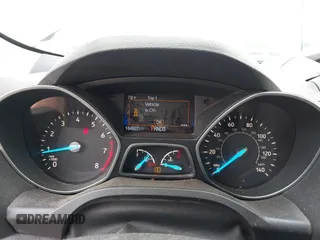 2019 Ford Escape S с VIN 1FMCU0F75KUB83831, выставлен на аукционе IAAI как лот 42048617 с пробегом 164 927 миль миль и . История ставок и продаж доступна на DreamBid. Изображение 7.
