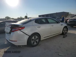 2013 Kia Optima Hybrid LX with VIN KNAGM4AD9D5043527, listed as a Copart auction lot 72262804 with 0 mi miles and Salvage Title. Bid and sale history available at carsss.com. Image 3.