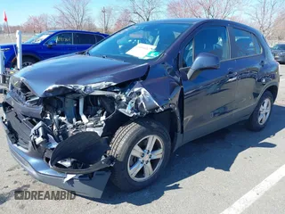 2018 Chevrolet Trax LS with VIN 3GNCJNSB6JL322725, listed as a IAAI auction lot 41890983 with 80,358 mi miles and . Bid and sale history available at carsss.com. Image 2.