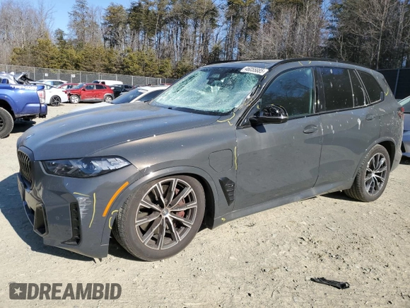 2024 BMW X5 xDrive50e with VIN 5UX43EU09R9U85438, listed as a Copart auction lot 46055885 with 7,742 mi miles and Salvage Title. Bid and sale history available at carsss.com. Image 1.