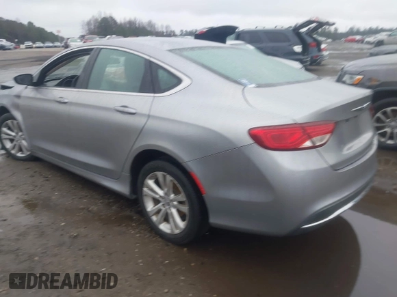 2015 Chrysler 200 Limited z VIN 1C3CCCAB8FN693213, wystawiony jako IAAI lot #41539198 z przebiegiem 183 820 mil mil oraz . Historia ofert i sprzedaży dostępna na DreamBid. Obrazek 3.