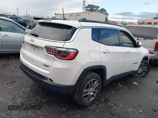 2020 Jeep Compass Latitude with VIN 3C4NJCBB9LT241954, listed as a IAAI auction lot 41355145 with Not Provided miles and . Bid and sale history available at carsss.com. Image 4.