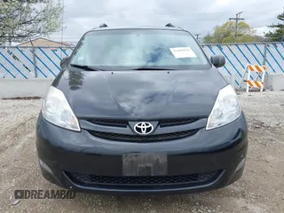 2010 Toyota Sienna XLE with VIN 5TDYK4CC1AS309856, listed as a IAAI auction lot 42089020 with 142,165 mi miles. Bid and sale history available at carsss.com. Image 12.