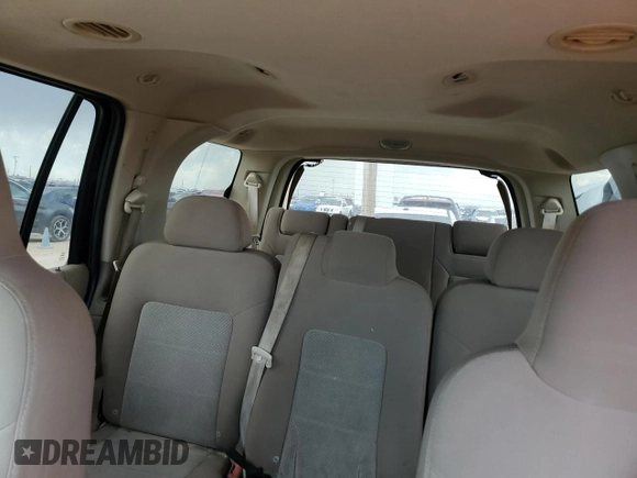 2003 Ford Expedition Special Service with VIN 1FMPU16L93LC14428, listed as a Copart auction lot 67470894 with 177,584 mi miles and Clean Title. Bid and sale history available at carsss.com. Image 10.