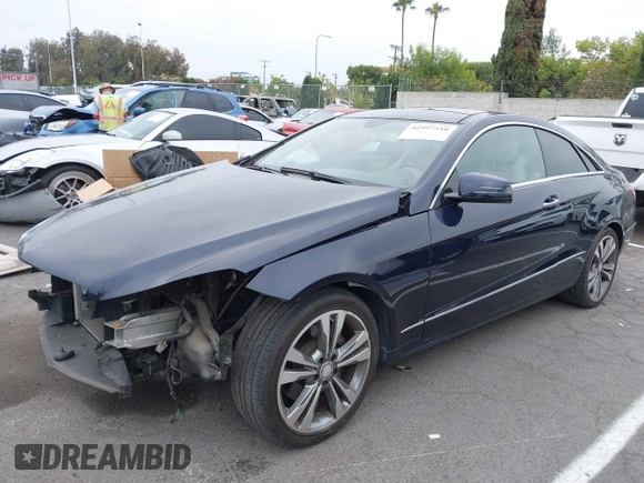 2014 Mercedes-Benz E 350 with VIN WDDKJ5KB7EF282343, listed as a IAAI auction lot 42597510 with 70,026 mi miles and . Bid and sale history available at DreamBid. Image 18.