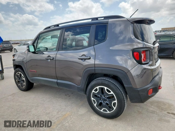 2016 Jeep Renegade Trailhawk with VIN ZACCJBCT7GPD48085, listed as a Copart auction lot 61563515 with 205,070 mi miles and Salvage title. Bid and sale history available at DreamBid. Image 2.