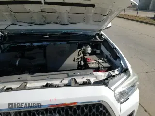 2018 Toyota Tacoma SR5 z VIN 3TMBZ5DN7JM014784, wystawiony jako Copart lot #55620295 z przebiegiem 69 331 mil mil oraz Szkoda całkowita • Salvage title. Historia ofert i sprzedaży dostępna na DreamBid. Obrazek 15.