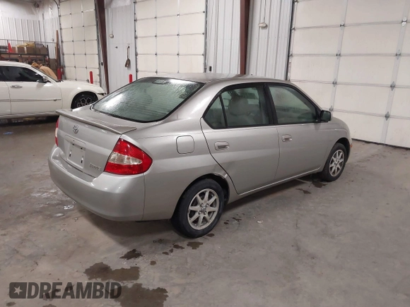 2002 Toyota Prius with VIN JT2BK18U020054717, listed as a IAAI auction lot 41358106 with 264,098 mi miles. Bid and sale history available at carsss.com. Image 4.