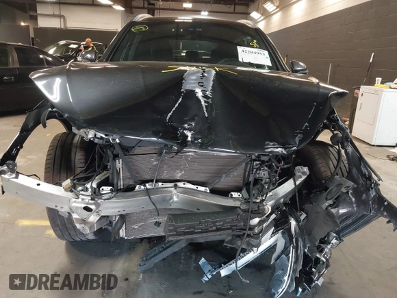 2022 Mercedes-Benz GLC 300 with VIN W1N0G8EB2NG121561, listed as a IAAI auction lot 42204953 with 22,264 mi miles and . Bid and sale history available at DreamBid. Image 13.