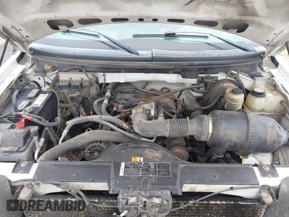 2007 Ford F-150 XL with VIN 1FTRF12207NA87325, listed as a IAAI auction lot 41918907 with 283,681 mi miles. Bid and sale history available at carsss.com. Image 10.
