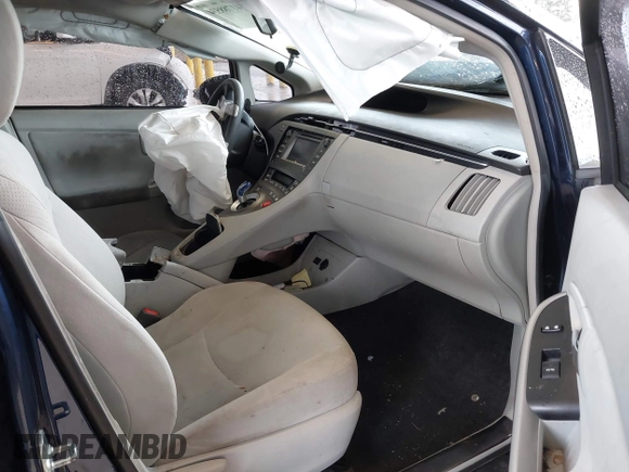 2015 Toyota Prius Four with VIN JTDKN3DU0F1996525, listed as a IAAI auction lot 41788534 with 322,072 mi miles. Bid and sale history available at carsss.com. Image 5.
