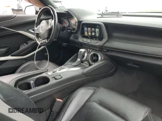 2018 Chevrolet Camaro 2SS z VIN 1G1FH1R72J0174042, wystawiony jako Copart lot #51566455 z przebiegiem 89 022 mil mil oraz Szkody całkowita. Historia ofert i sprzedaży dostępna na DreamBid. Obrazek 8.