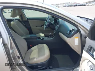 2013 Kia Optima EX with VIN KNAGM4AD2D5055566, listed as a IAAI auction lot 42057700 with 86,995 mi miles and . Bid and sale history available at carsss.com. Image 5.