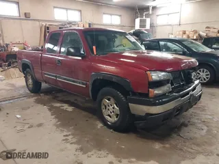 2006 Chevrolet Silverado 1500 LT1 with VIN 1GCEK19Z16Z280376, listed as a IAAI auction lot 41500139 with 211,978 mi miles. Bid and sale history available at carsss.com. Image 1.