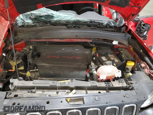 2018 Jeep Renegade Latitude with VIN ZACCJABB8JPG93233, listed as a Copart auction lot 58553795 with Not provided miles and Non repairable. Bid and sale history available at DreamBid. Image 12.