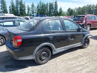 2000 Toyota ECHO with VIN JTDBT123XY0064054, listed as a IAAI auction lot 42463187 with Not provided miles and . Bid and sale history available at DreamBid. Image 4.