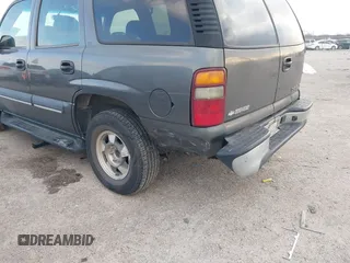 2002 Chevrolet Tahoe LS with VIN 1GNEC13V22R226380, listed as a IAAI auction lot 41261772 with 311,749 mi miles. Bid and sale history available at carsss.com. Image 6.