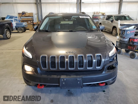 2015 Jeep Cherokee Trailhawk with VIN 1C4PJMBS5FW615845, listed as a Copart auction lot 52824635 with 134,873 mi miles and Salvage Title. Bid and sale history available at carsss.com. Image 5.