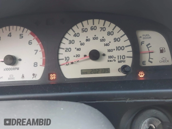 2003 Toyota Tacoma PreRunner z VIN 5TEGN92N63Z170929, wystawiony jako IAAI lot #41778256 z przebiegiem 202 135 mil mil oraz . Historia ofert i sprzedaży dostępna na DreamBid. Obrazek 7.