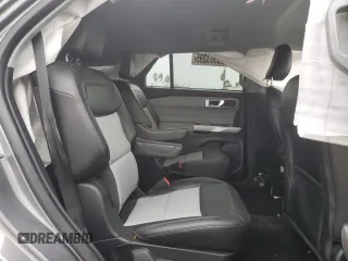 2022 Ford Explorer XLT z VIN 1FMSK7DH8NGA33169, wystawiony jako Copart lot #50503395 z przebiegiem 78 955 mil mil oraz Szkoda całkowita • Salvage title. Historia ofert i sprzedaży dostępna na DreamBid. Obrazek 12.