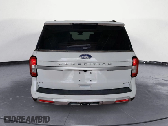 2022 Ford Expedition Max XLT with VIN 1FMJK1HT5NEA58324, listed as a Copart auction lot 63976313 with 18,756 mi miles and Clean title. Bid and sale history available at DreamBid. Image 6.