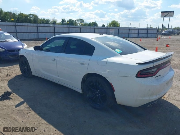 2018 Dodge Charger SXT with VIN 2C3CDXBG3JH284469, listed as a IAAI auction lot 40438653 with 94,215 mi miles. Bid and sale history available at carsss.com. Image 3.