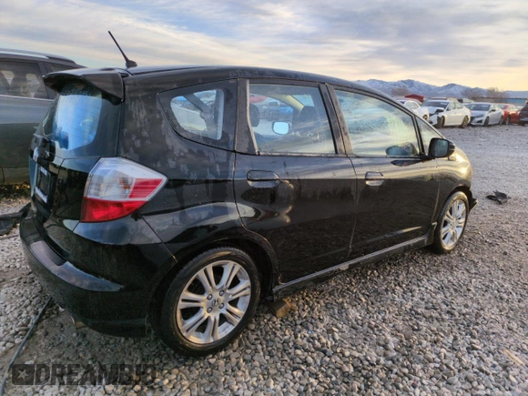 2011 Honda Fit Sport with VIN JHMGE8H56BC003466, listed as a Copart auction lot 46373785 with 73,600 mi miles and Salvage Title. Bid and sale history available at DreamBid. Image 3.