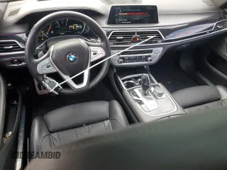 2017 BMW 7 Series with VIN WBA7B0C31HG527138, listed as a Copart auction lot 83545034 with 46,370 mi miles and Clean Title. Bid and sale history available at DreamBid. Image 8.